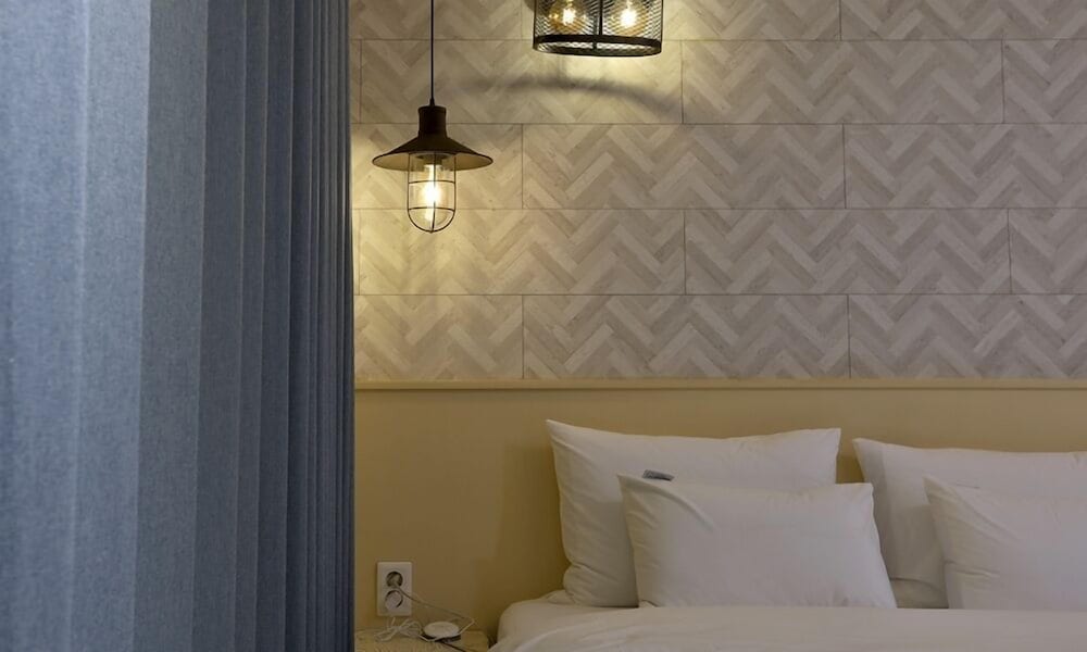 Premier Twin Room - Photo 7
