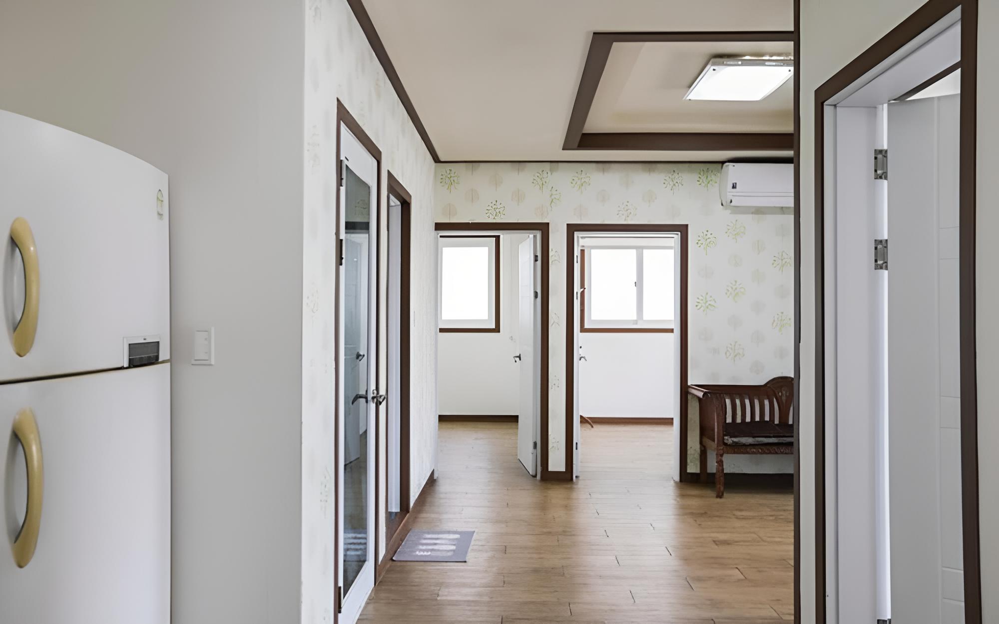 Room (1 building room 101 (89m A)) - Photo 5
