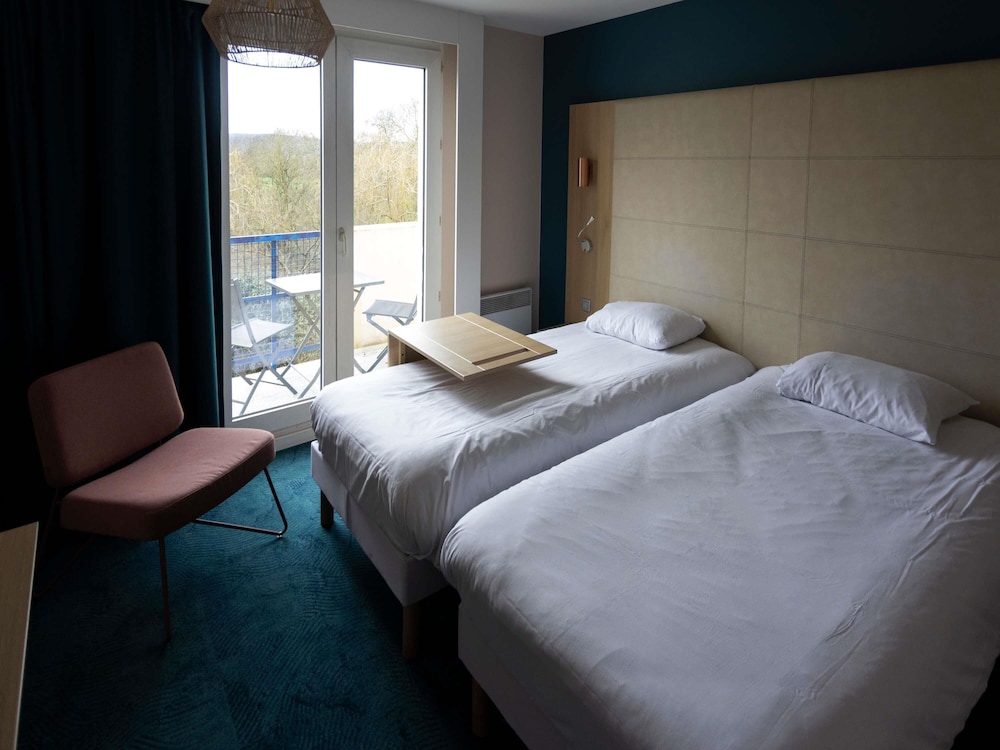 Standard Twin Room, 2 Twin Beds - Photo 1