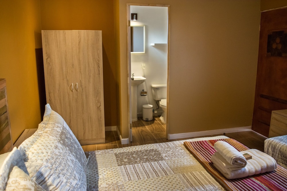 Basic Double Room photo 3