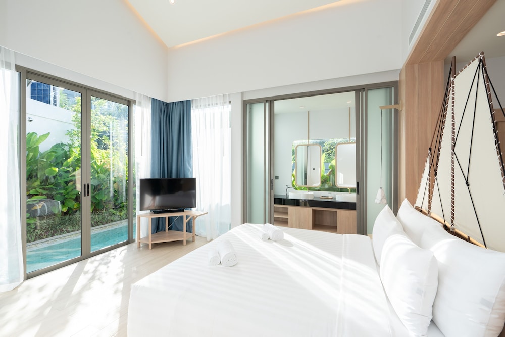 Villa - Photo 1