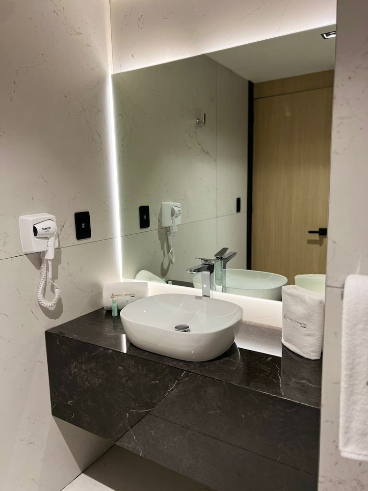 Luxury Double Room - Photo 8