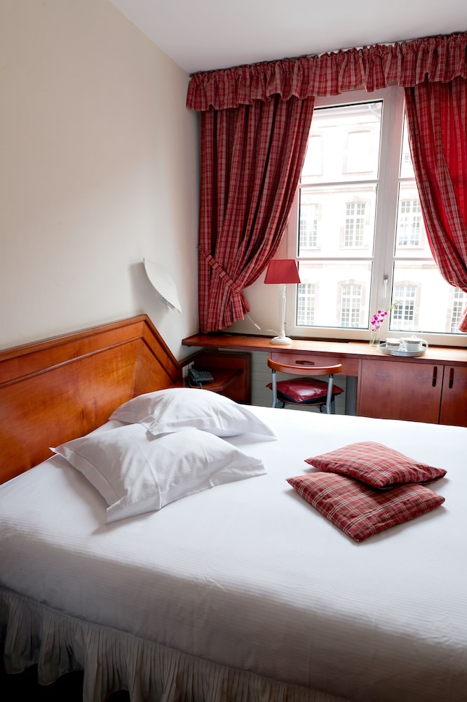 Classic Double or Twin Room photo 3