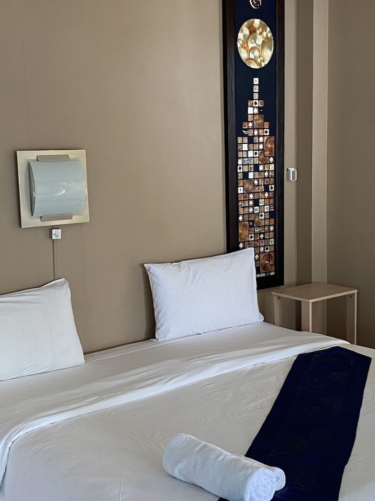 Penthouse 2-Bedroom Suite with Sea View photo 1