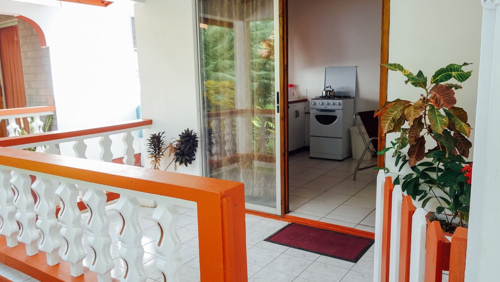 Standard Cottage, 1 Double Bed, Non Smoking, Partial Ocean View photo 2