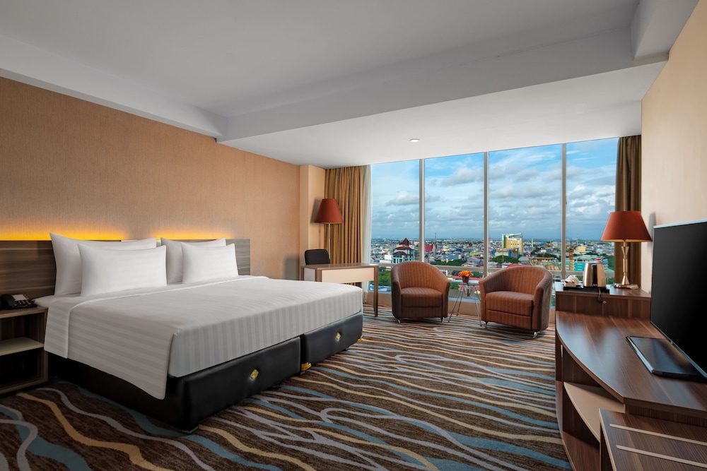 Grand Deluxe King City View