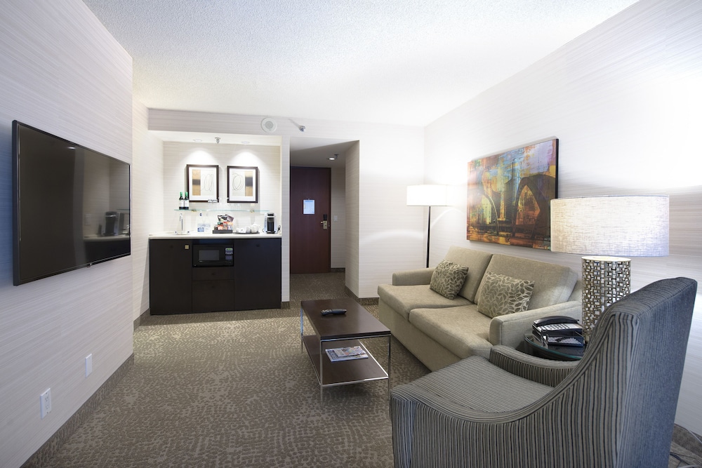 Executive Suite, 1 King Bed with Sofa bed, Executive Level - Photo 4