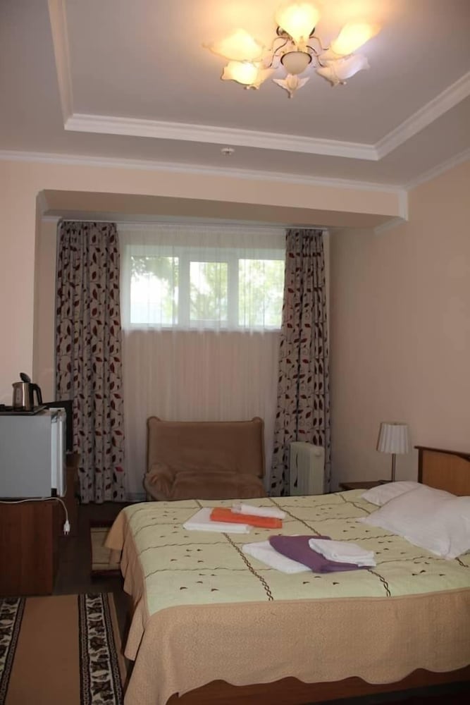 Standard Double Room photo 3