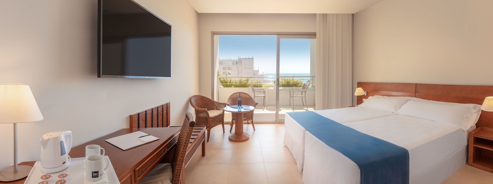 Standard Room, Balcony (2 Adults) - Photo 3
