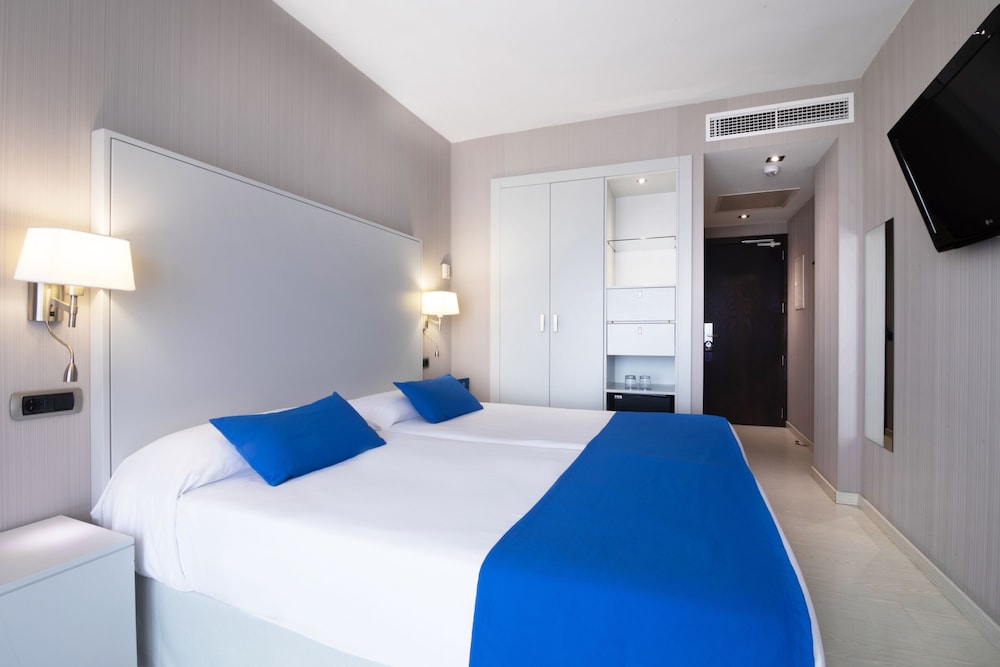 Double Room, Balcony (Urban)