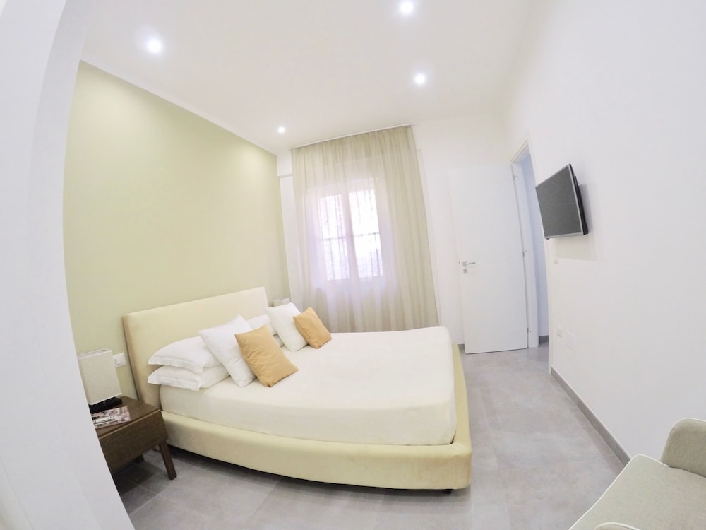 Comfort Studio Suite, Balcony (Basanite)