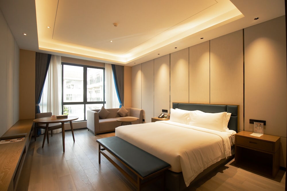 Double Room, Pool View