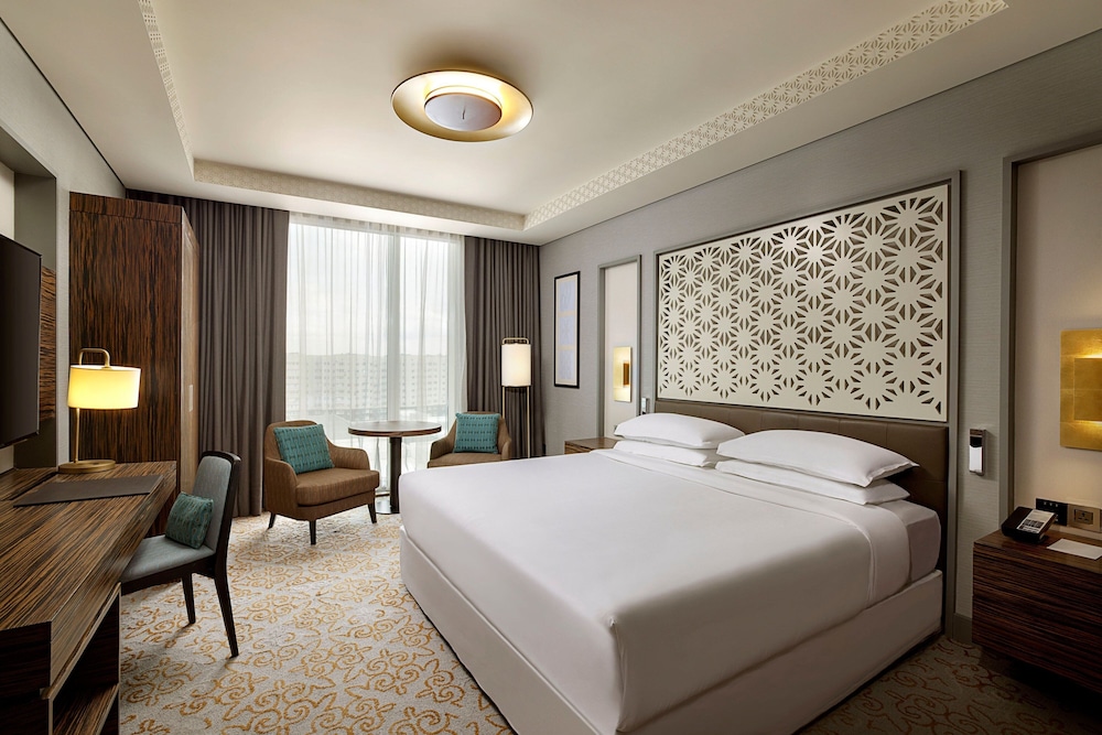 Club Room, 1 King Bed