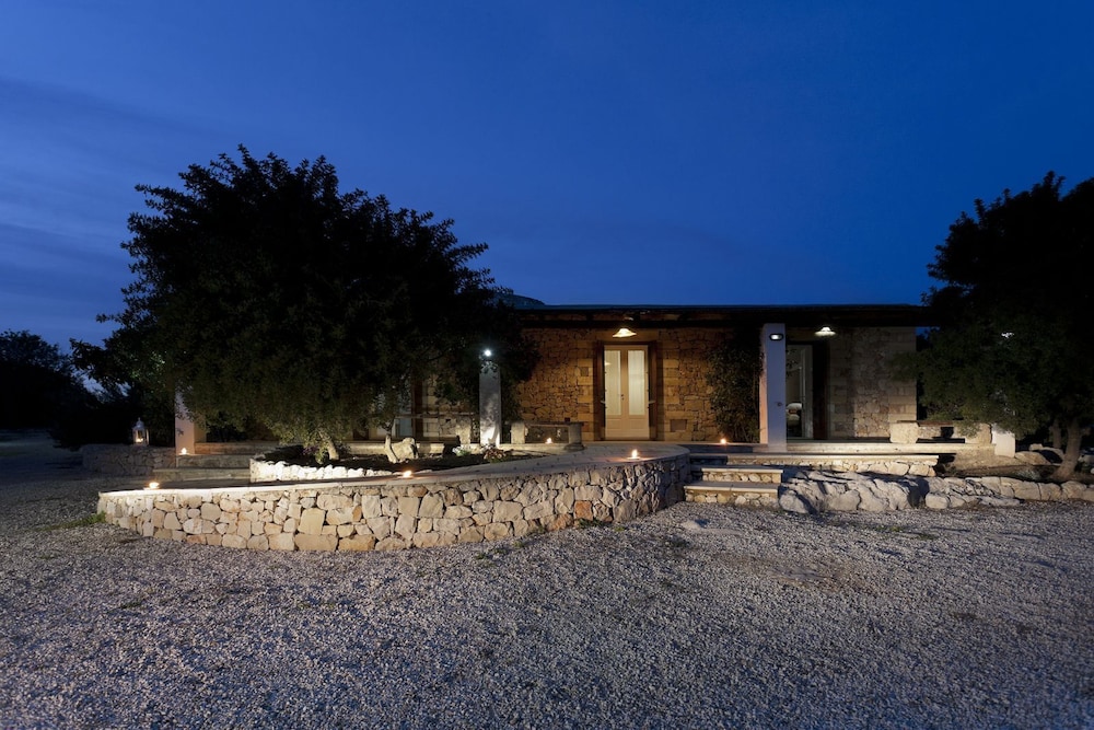 Standard Studio, Garden View photo 1