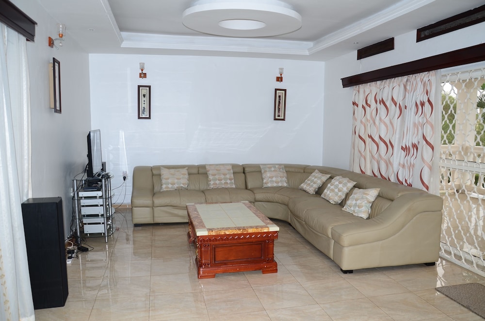 Luxury Apartment, 2 Bedrooms, Ensuite photo 1