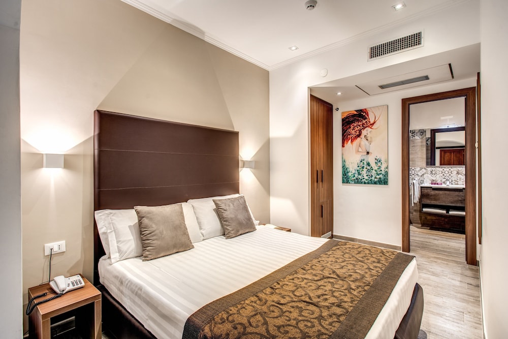 Design Double or Twin Room