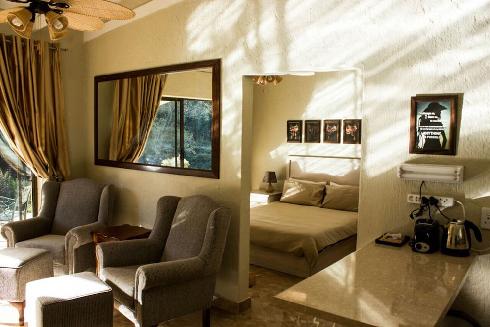 Basic Chalet, 1 Double Bed, Mountain View photo 3