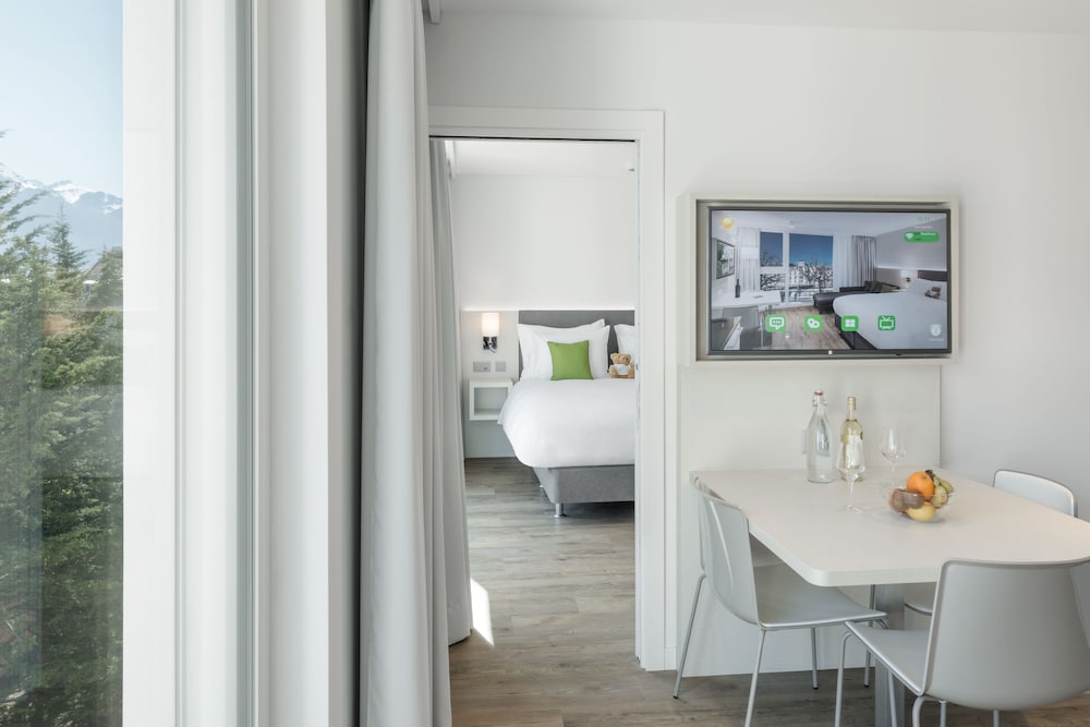 Apartment, 1 Bedroom, Kitchen photo 2