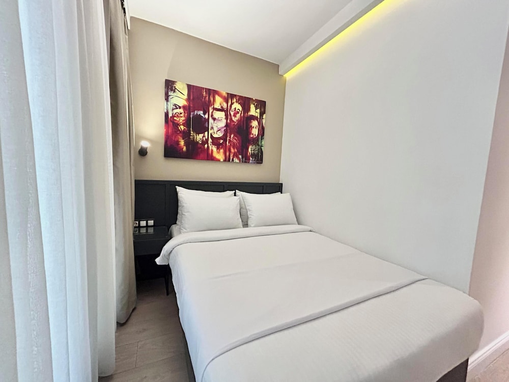 Standard Double Room photo 3