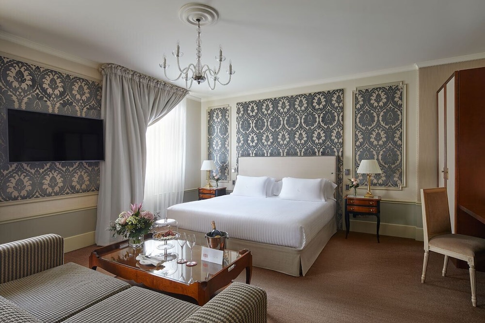 Junior Double Room Single Use