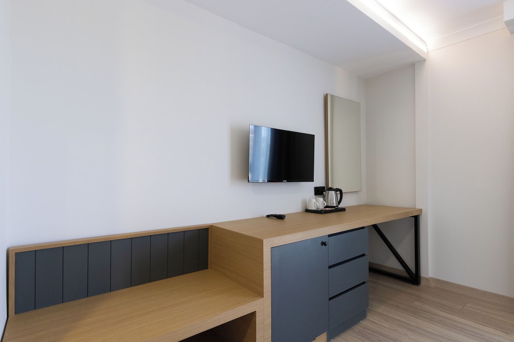 Deluxe Double Room - Photo 8