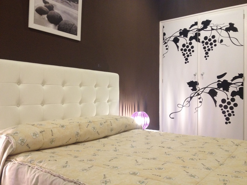 Basic Twin Room photo 2