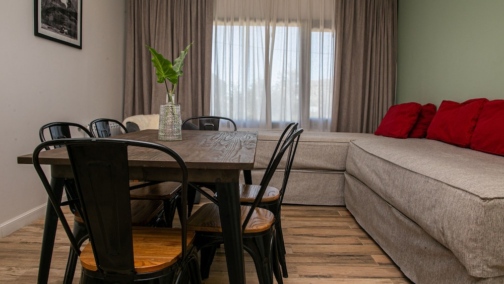 Basic Apartment photo 1