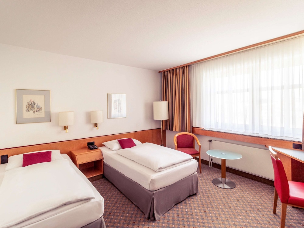 Standard Room, 2 Twin Beds - Photo 4