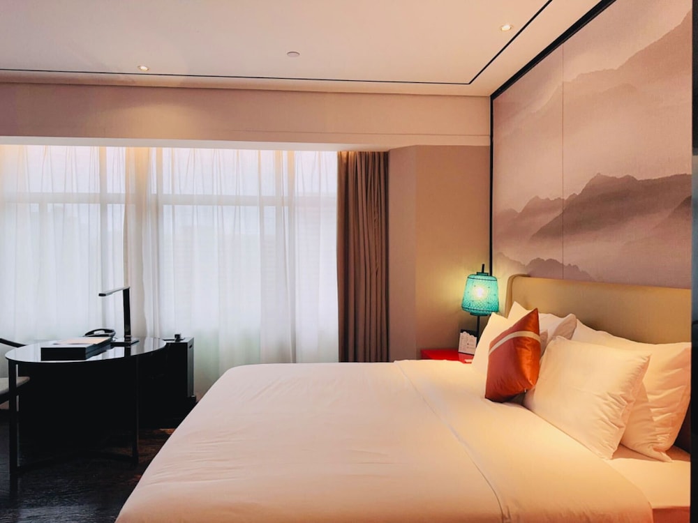 Sweet Dream Grand Double Room thumbnail 5
