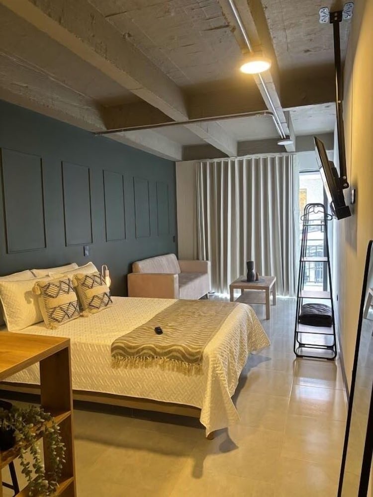 Deluxe Studio, 1 Double Bed, Kitchenette