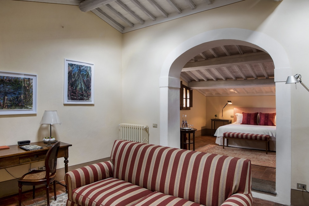 Attic Suite (57 sqm)