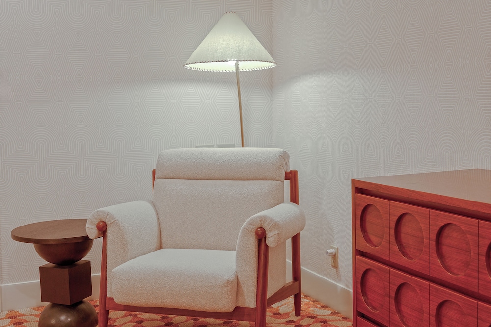 Premier Suite, 1 Bedroom with 2 Queens (High Floor) - Photo 14