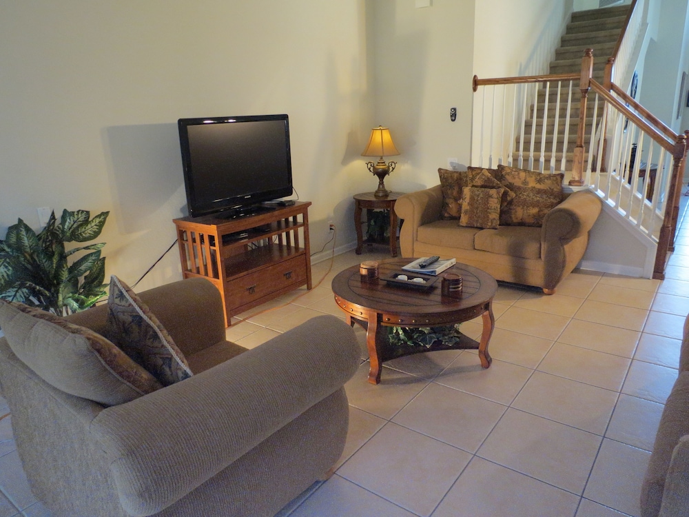 House, 5 Bedrooms