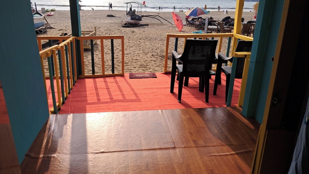 Double Room, Balcony, Beach View