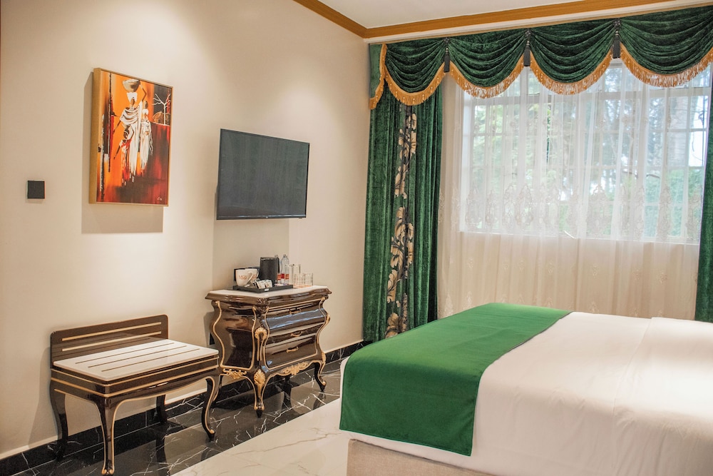 Executive Room - Photo 2
