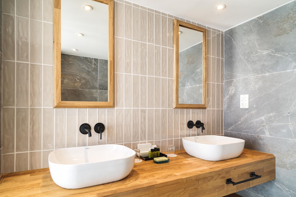 Junior Suite, 1 Queen Bed, Private Pool
