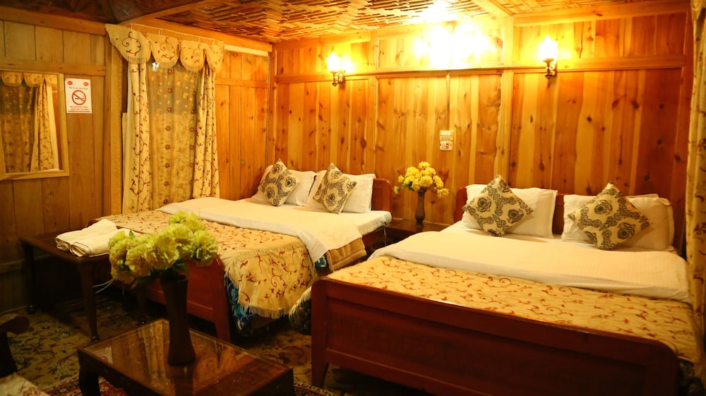 Superior Double Room, 1 Bedroom, Lake View