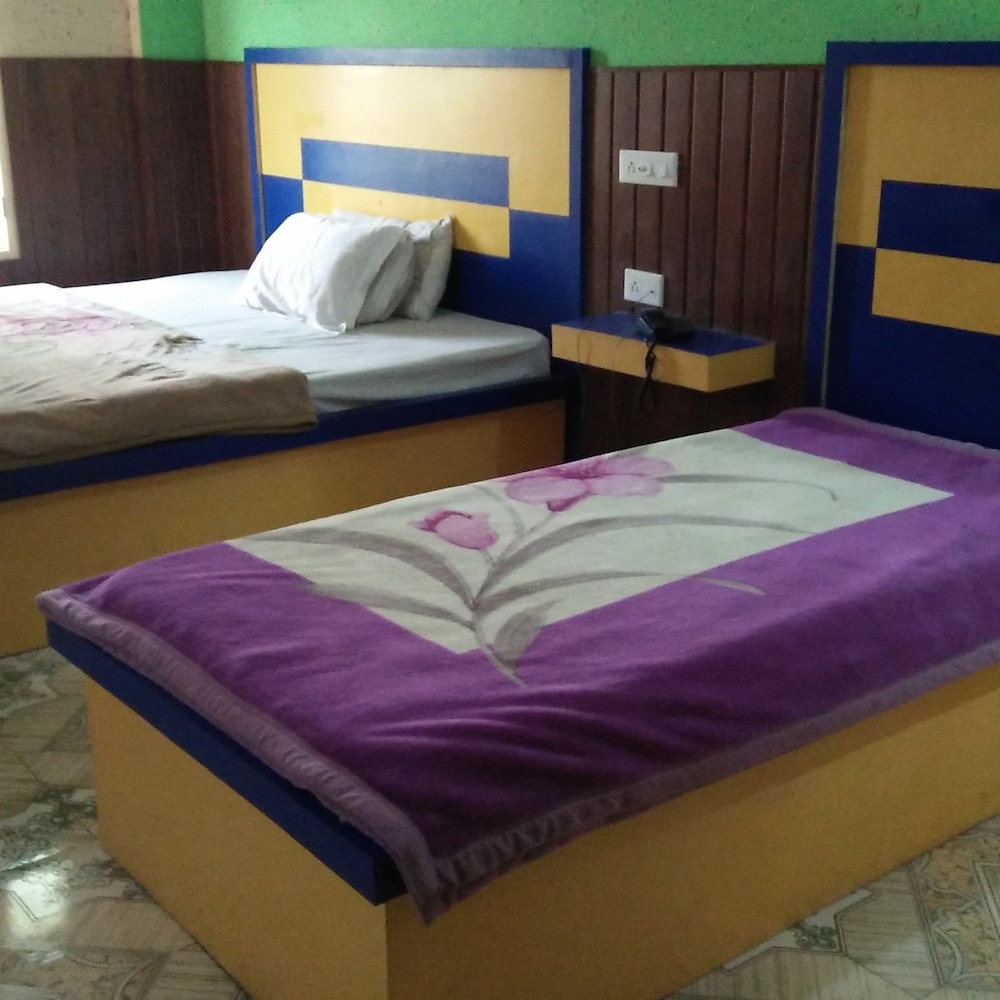 Deluxe Double Room Single Use, 2 Bedrooms, Non Smoking photo 3