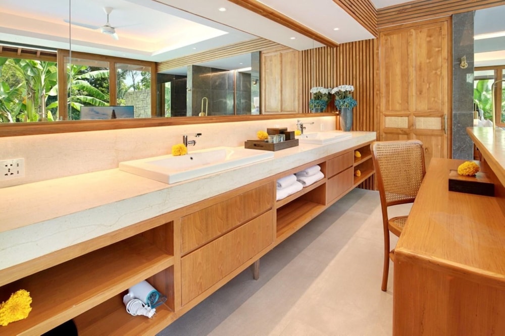 Royal Two-Bedroom Rice Field View Villa with Private Pool thumbnail 6