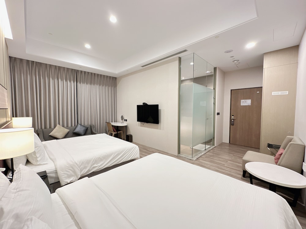 Comfort Quadruple Room (With Parking) photo 2
