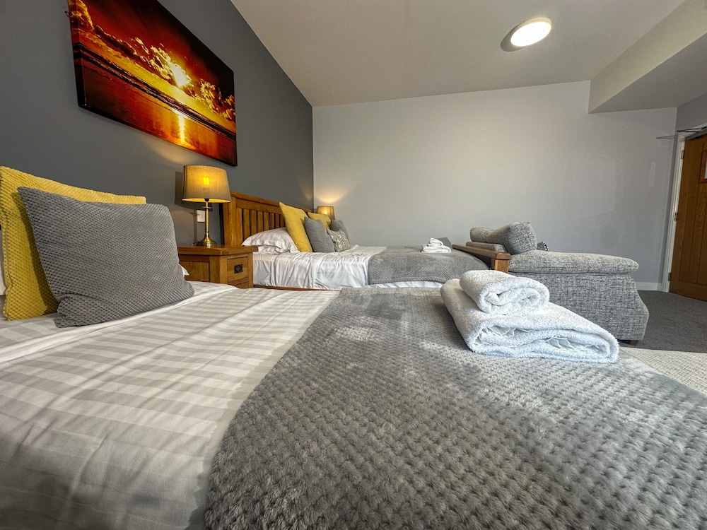 Superior Suite, Ensuite photo 1