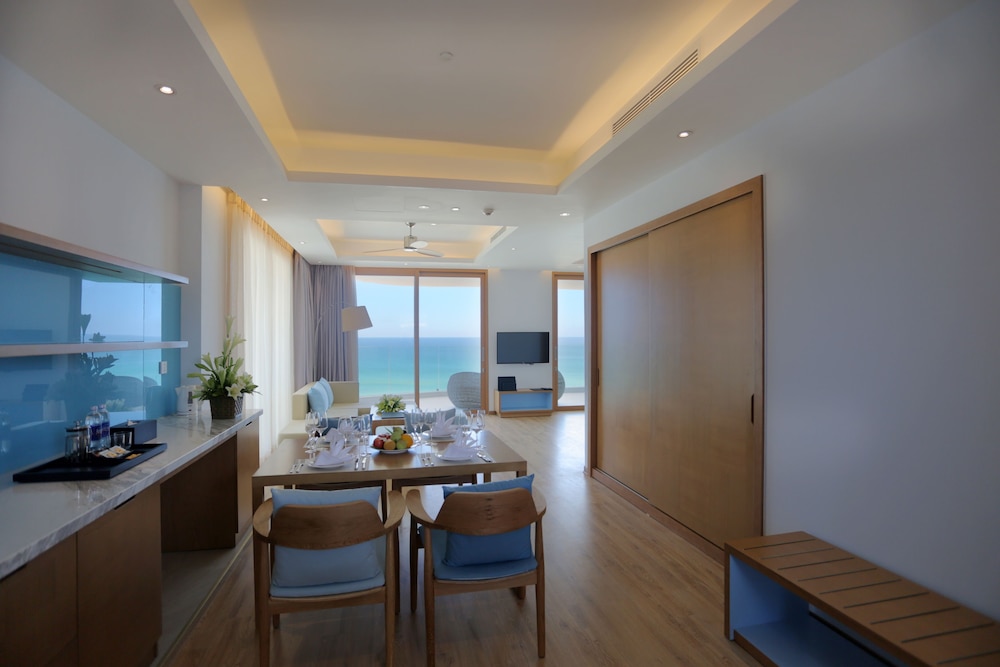 Studio Suite Deluxe Twin photo 3