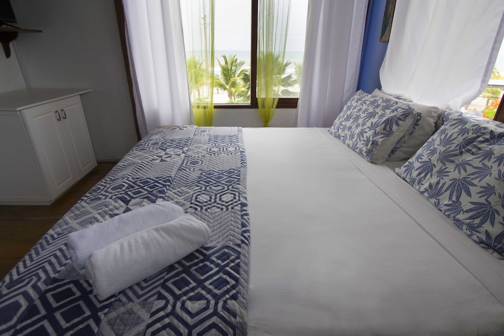 Deluxe Studio Suite, Sea View photo 1
