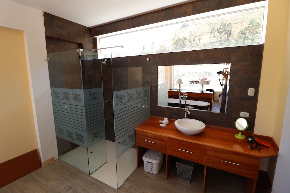 Deluxe Studio Suite photo 3