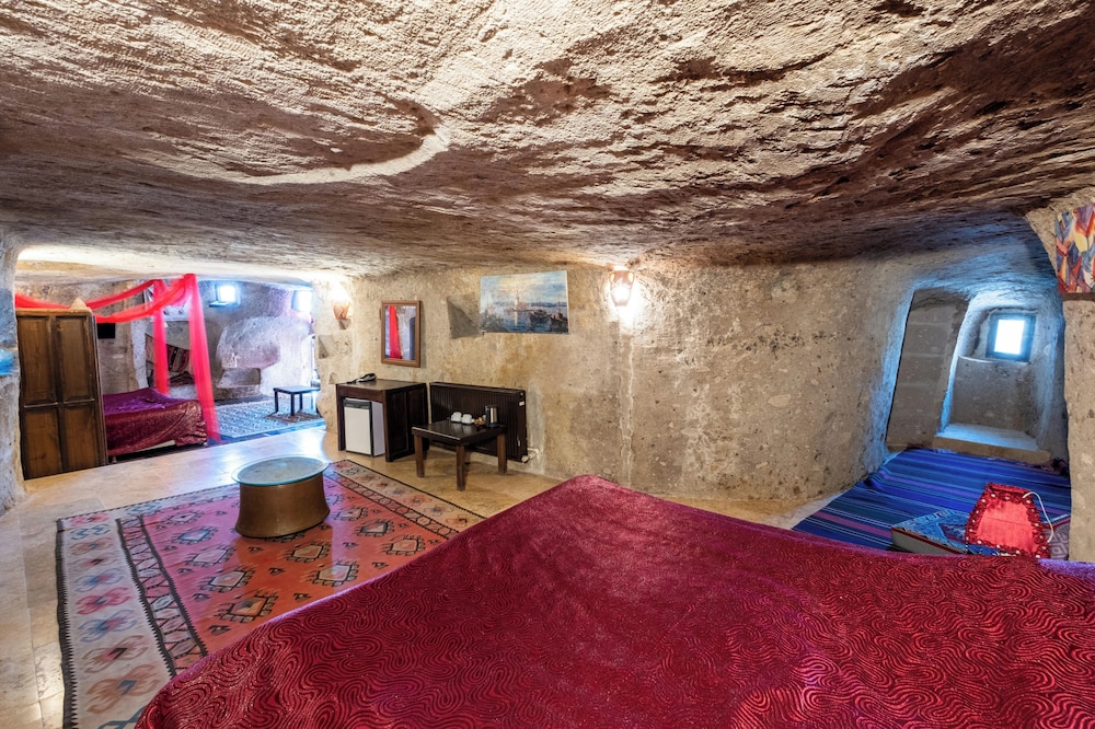 Traditional Triple Room photo 3