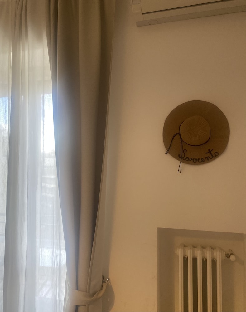 Triple Room (Sorrento)
