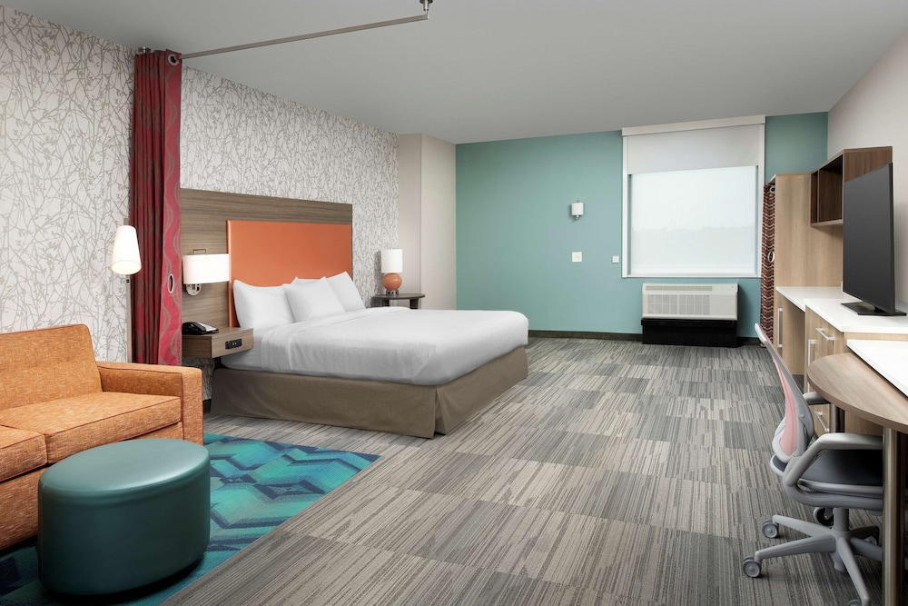 Studio, 1 King Bed, Accessible, Bathtub