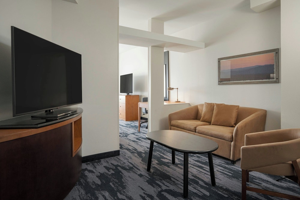 Suite, Multiple Beds - Photo 1