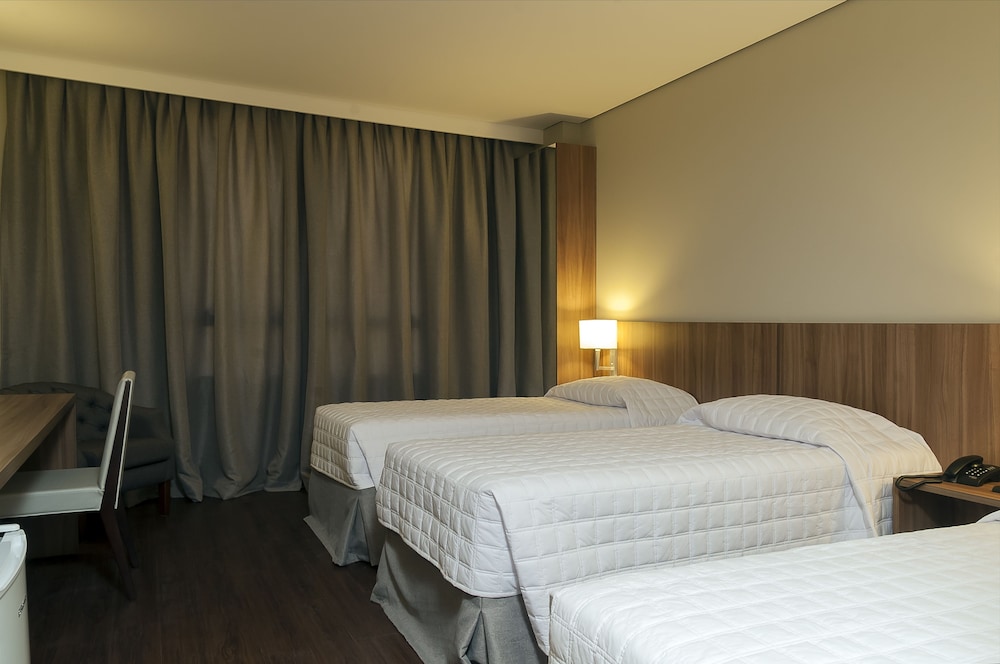 Deluxe Triple Room photo 2