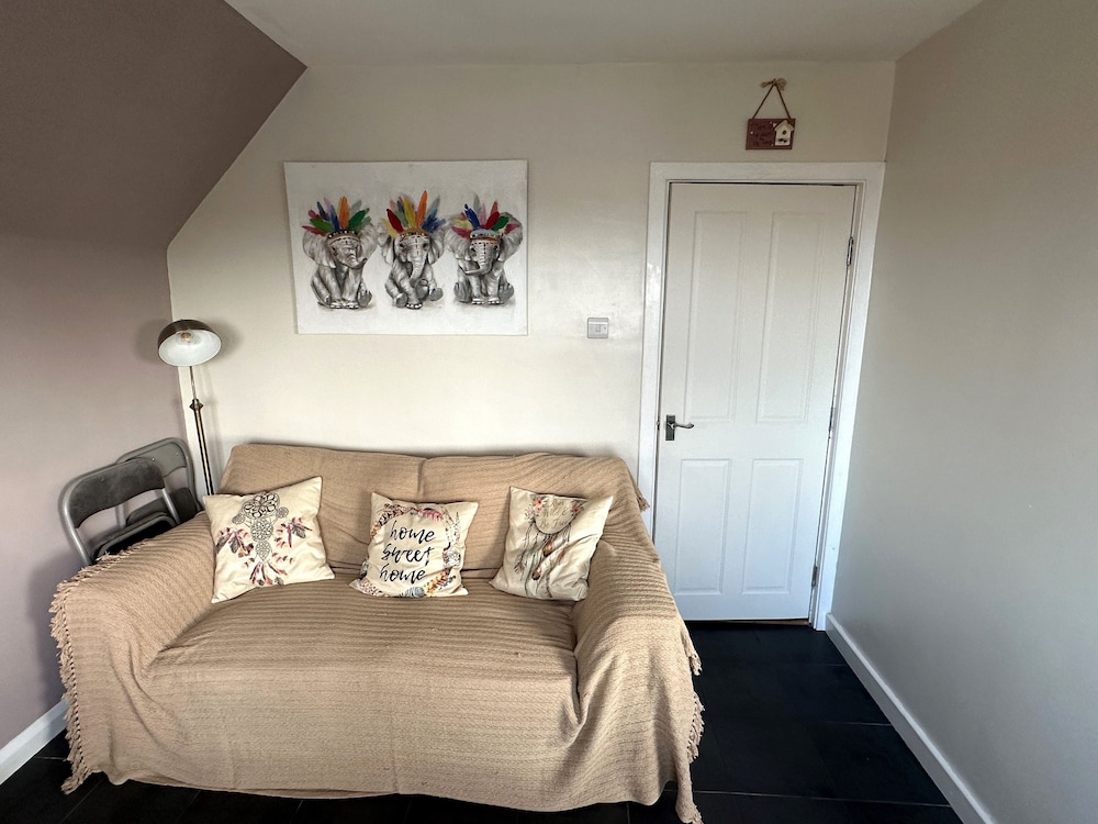 Apartment photo 2